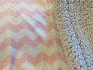 Just Born Pink White Chevron Zig Zag Gray Sherpa Baby Crib Blanket - Picture 1 of 7