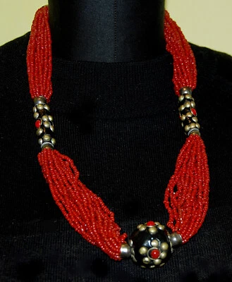 Collana di Corallo Rosso  Multifilo • Vintage - Immagine 1 di 4