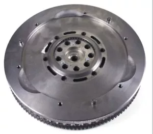 2004-2005 BMW E60 545i E63 E64 645Ci N62 Engine OEM Flywheel - Picture 1 of 1