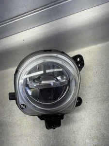2014 - 2018 BMW X3 X4 X5 X6 Left Driver 12V Fog Light Lamp 7560200000 OEM - Picture 1 of 5