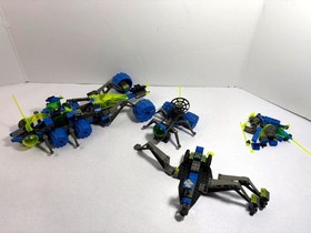 LEGO Space Insectoids: Planetary Prowler 6919 + Partial Creeper 6837 + base 6977