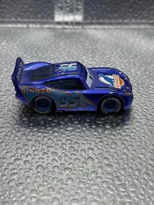 Disney Pixar Cars Blu-Ray Lightning McQueen pressofuso "Blue-Ray Dinoco" 2427EA RARO - Foto 1 di 9