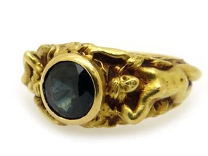Mens 18k Yellow Gold 1.80ct Round Sapphire Carved Female Band Ring Size 9 - Picture 1 of 10