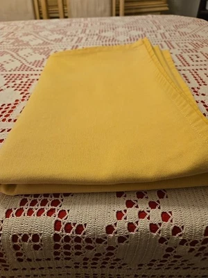 threshold yellow tablecloth - Image 1 of 4