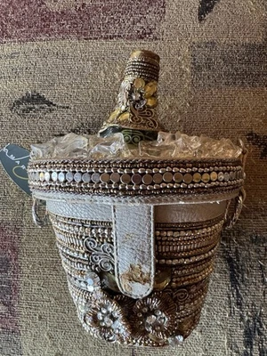 Bolso de mano Mary Frances Champagne Foto 1 de 4