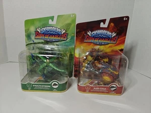 2er Set Skylanders Superchargers Stealth Stinger & Burn-Cycle NEU - Bild 1 von 5