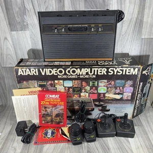 Z-912 VTG ATARI 2600 VIDEO COMPUTER SYSTEM CONSOLE W/ACCESSORIES IN ORIGINAL BOX - Picture 1 of 20