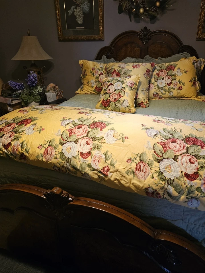 RALPH LAUREN KATHLEEN COMFORTER Yellow Cabbage Rose Floral Print Full/Queen Bed - Image 1 of 4