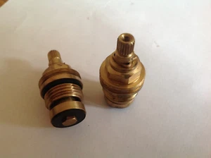Vástagos Armitage Ideal Estándar Grifo Inserto 1/2" Válvula S9613NU PAR - Imagen 1 de 6