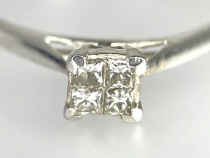 Vintage 9ct White Gold Princess Cut Diamond Solitaire Cluster Ring Square 'T' - Picture 1 of 16