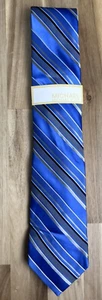 Michael Kors Mens Tie Blue Gray Diagonal Striped 100% Silk One Size NEW MSRP $65 - Picture 1 of 6