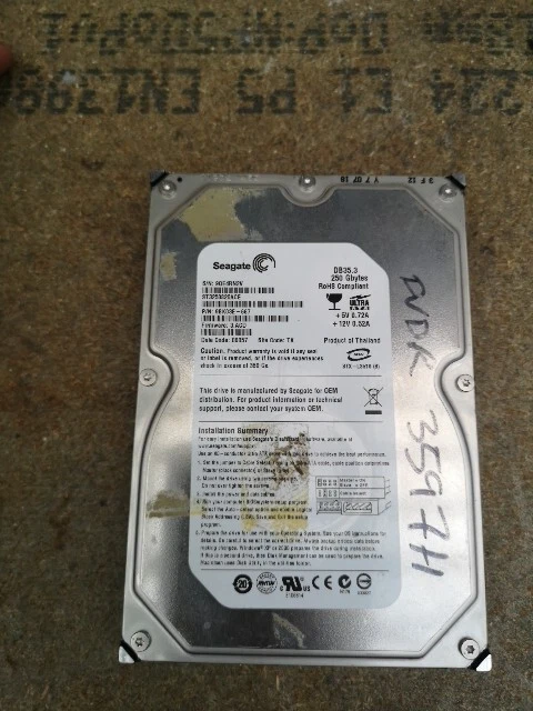 Seagate DB35.3 SATA 3.5 Internal Desktop PC Hard Drive 250GB HDD ST3300820SCE - Image 1 of 1