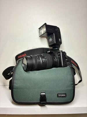 Sigma SA7N SLR Film Camera With 70-300mm Lens Sunpak Auto 266 D & Bag TESTED - Image 1 of 4
