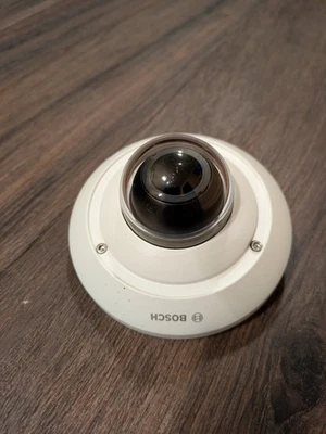 Bosch Flexidome IP  Panoramic 5000 MP NUC-52051-FOE - Image 1 of 4