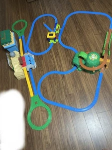 Takara Tomy Plarail Thomas the Tank Engine Track Set with Storage Box - Picture 1 of 12