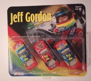 Action RCCA 1/64 Jeff Gordon #24 1997 3 Pack Dupont NASCAR Limited Edition cars - Picture 1 of 2