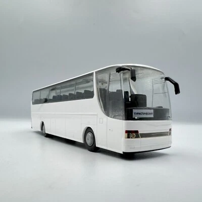 UkrAuto Kassbohrer SETRA S315 White "Irregular transport" / "Tourist" 1/87 (HO) - Image 1 of 2