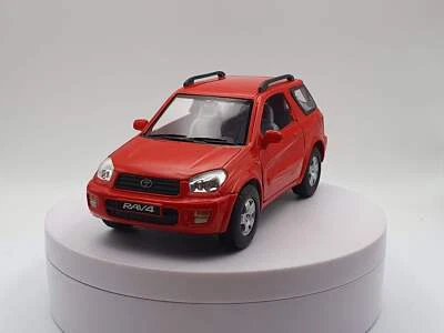 Toyota Rav 4. 3 Porte 2 Serie Kinsmart 1/35 - Immagine 1 di 2