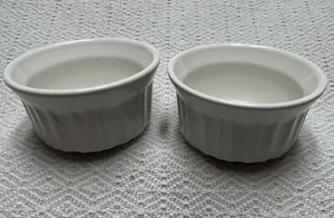 CorningWare French White 4 oz -118 ml Steinzeug Auflaufförmchen 2er Set - Bild 1 von 3