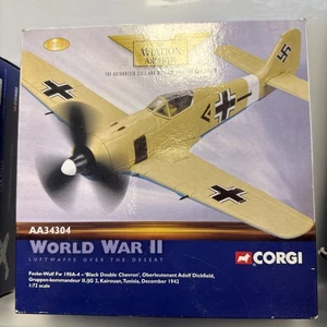 CORGI AVIATION ARCHIVE FOCKE WULF FW 190A "BLACK DOUBLE CHEVRON" AA34304  - Picture 1 of 3