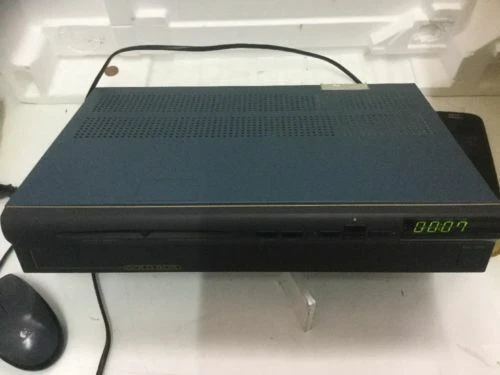 DECODER DIGITALE GOLD BOX MODELLO PIONEER USATO - CON TELECOMANDO - Immagine 1 di 1