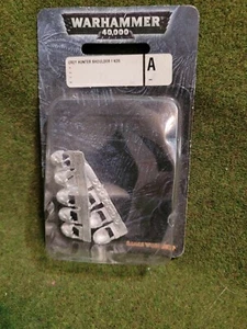 Warhammer 40k Grey Hunter Shoulder pads - Picture 1 of 2