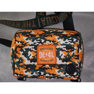 Drew Estate DE4L Cigar Case Orange Camo Zip Case w/ Straps - Image 1 of 4