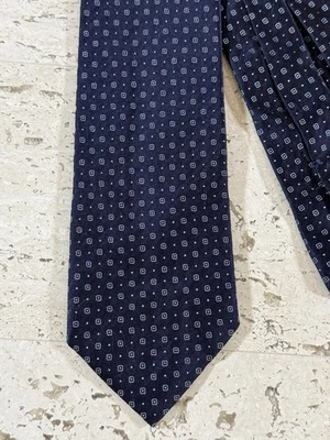 TIE CRAVATTA BOGGI MILANO Azul Marino Geométrico Hecho en Italia 100% seda Precio de venta sugerido por el fabricante 90+ Foto 1 de 3