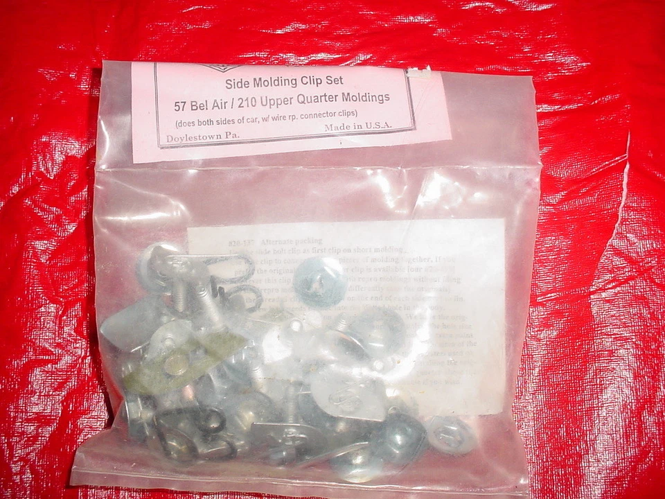 Bel Air 150 210 Chevy 1957 cuarto superior moldura clip conjunto lados derecho e izquierdo Foto 1 de 1