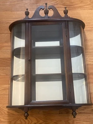 Vitrina de curiosidades de vidrio curvado pequeño mayordomo vintage espejo estante de pared gabinete Foto 1 de 4