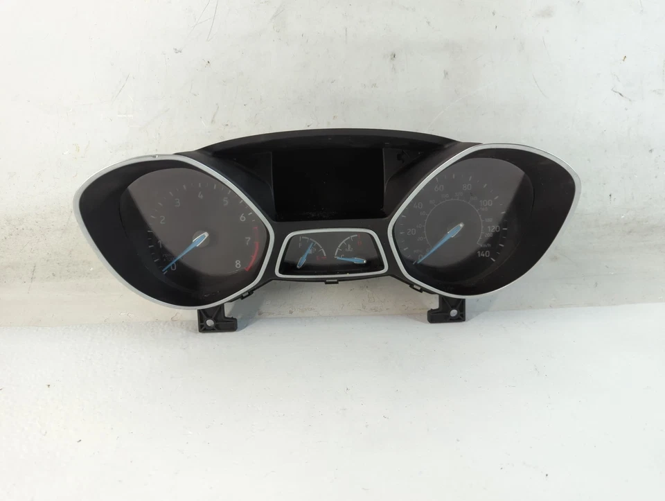Cuadro de instrumentos velocímetro Ford Focus 2015-2015 medidores F1et-10849-ctg AN7QC Foto 1 de 4