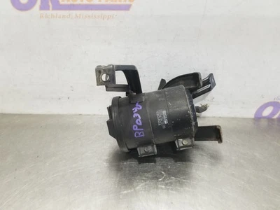 Toyota Land Cruiser 96 1996 bote de vapor de combustible de 4,5 L Foto 1 de 4