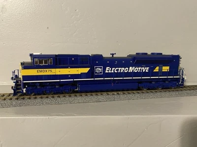 HO ATHEARN GENESIS G68687 SD70M-2 EMD DEMONSTRATOR # 76 DC DCC SOUND - Image 1 of 3