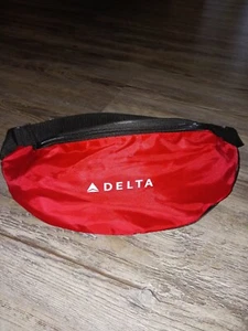 Vintage Rare Fanny Pack Bag Red Logo Delta Official Airline - Picture 1 of 4