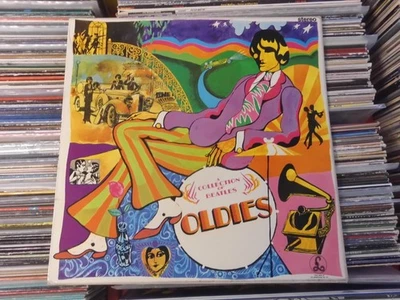 THE BEATLES LP:  A COLLECTION OF BEATLES OLDIES (UK; RE; Parlophone – PCS 7016) - Bild 1 von 4