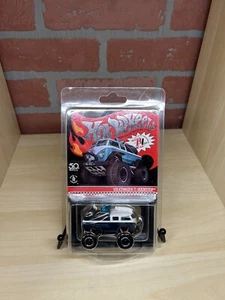 HOT WHEELS RLC VOLKSWAGEN T1 ROCKSTER IN SPECTRAFLAME AQUA #4,746 OF 7,000. - Picture 1 of 5
