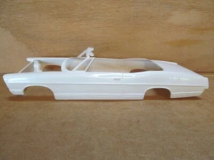 Ford Galaxie 1967 convertible edición anual original modelo AMT carrocería desnuda - Imagen 1 de 7