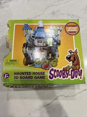 Scooby-Doo Haunted House 3D Board Game Complete - Image 1 of 4