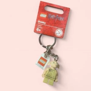 LEGO DOBBY RETIRED KEYCHAIN - BRAND NEW - Picture 1 of 2