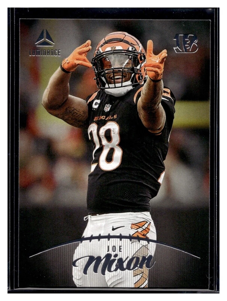 2023 Luminance Football Joe Mixon Vertical Base Card #3 Cincinnati Bengals - Image 1 of 1