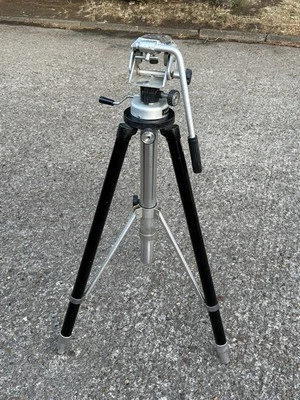 QuickSet Samson model 7301 SUPER HEAVY DUTY Tripod - Image 1 of 4