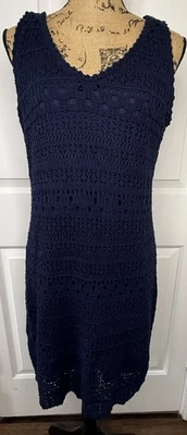 Mini Vestido Maurices Azul Marino Tejido a Crochet Sin Mangas Cuello en V Atado Trasero Grande Usado en Excelente Condición Foto 1 de 4