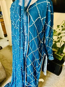 Pakistani Party Wear Unique Mukaish Hand Work ready to wear Dress. - Picture 1 of 3