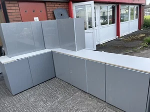 NEW Not Ex Display Or Used High Gloss Dust Grey Kitchen 9 Units 18 mm Cabinets - Picture 1 of 6