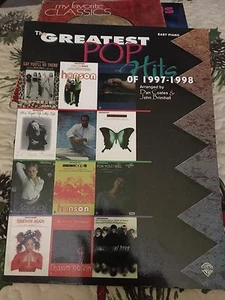 Greatest Pop Hits del 1997 - 1998 pianoforte / voce / accordi WB pub.-Easy Piano - Foto 1 di 7