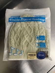 NWT Wireless Musical Headphones Cream Cable-Knit Hat Built-In Microphone Beanie - Picture 1 of 2