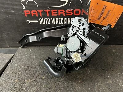 10-15 LEXUS IS350 REAR PASSENGER RIGHT SIDE CONVERTIBLE TOP ROOF PANEL HINGE - Image 1 of 4