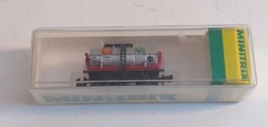 MINITRIX N GAUGE - 13273 - SHELL/BP TANK WAGON - Picture 1 of 6