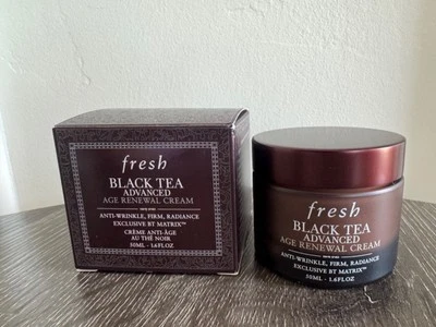 Crema renovadora avanzada de té negro FRESH 50 ml/1,7 fl. oz NUEVA SELLADA Foto 1 de 3