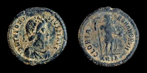 Roman coin of Theodosius I - Antioch , maiorina, Gloria Romanorum. AE2, 5.3 Gr - Picture 1 of 3